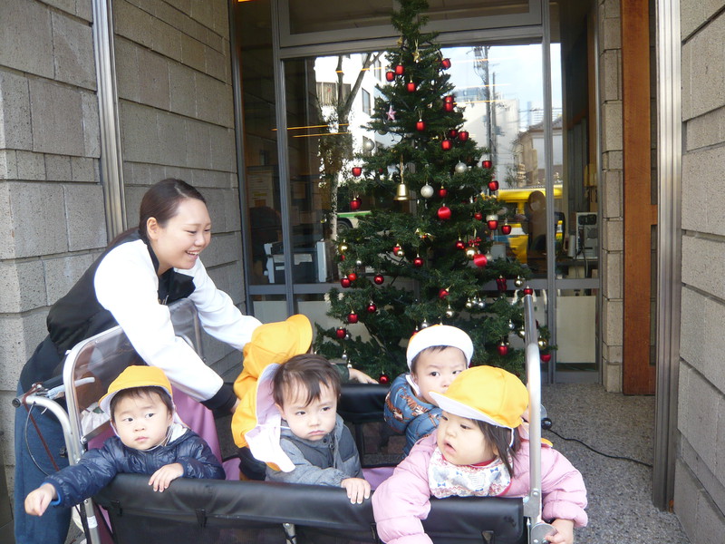 ツリーの前で♪