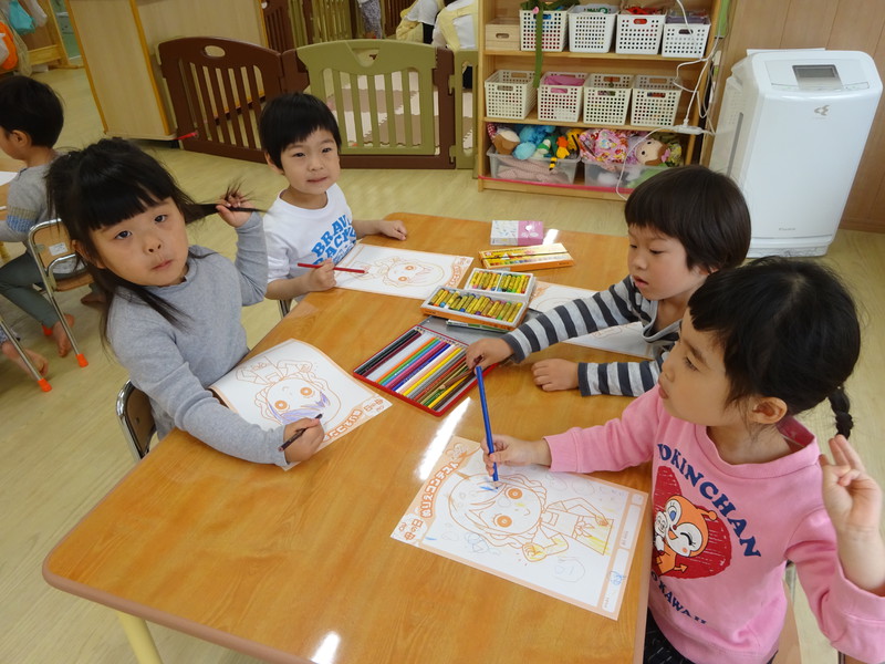 母の日のお絵かきをしたよ✎