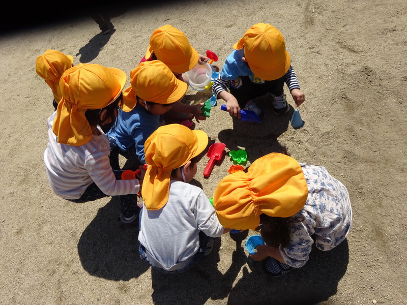 なにつくろうかな〜？♪