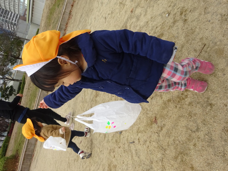 どうやって凧が飛ぶのか…不思議だね💓