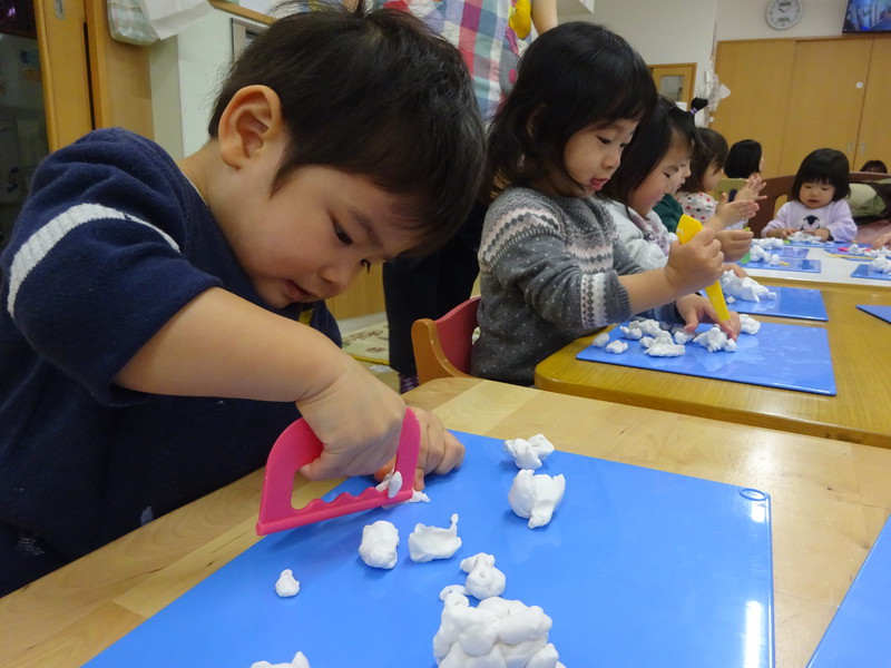 粘土遊び楽しいね⭐