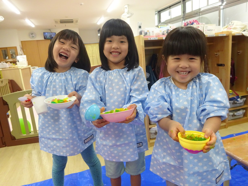 みてみてーいろんな色があるよ‼