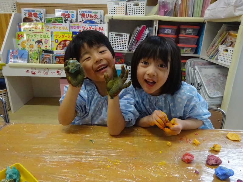 手の色まで変わっちゃった⭐