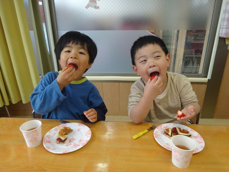 いちごどら焼き🍓