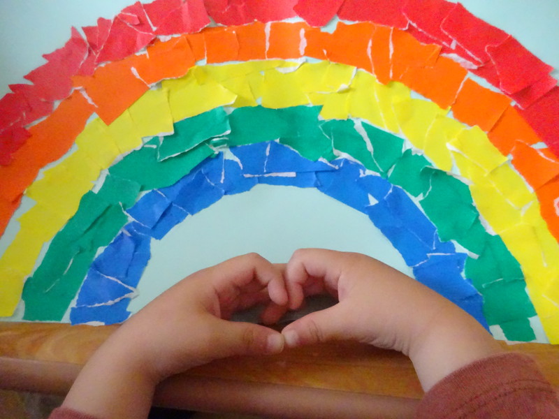 ちぎり絵をしたよ🌈