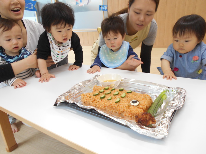 大きなこいのぼりチキンライスおいしそう！