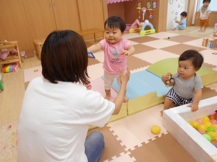 ママのところへジャンプ!