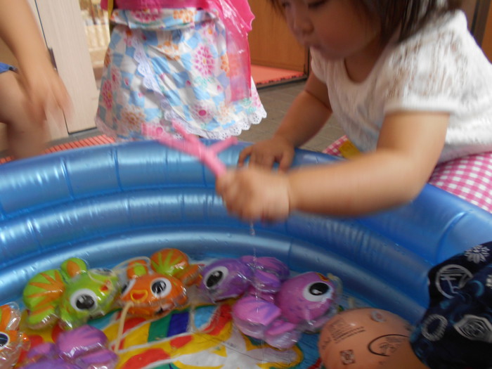 ねらってるのはアンパンマン!