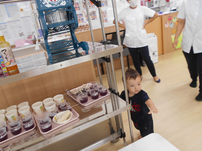 みなさ〜ん、おやつですよ〜♬